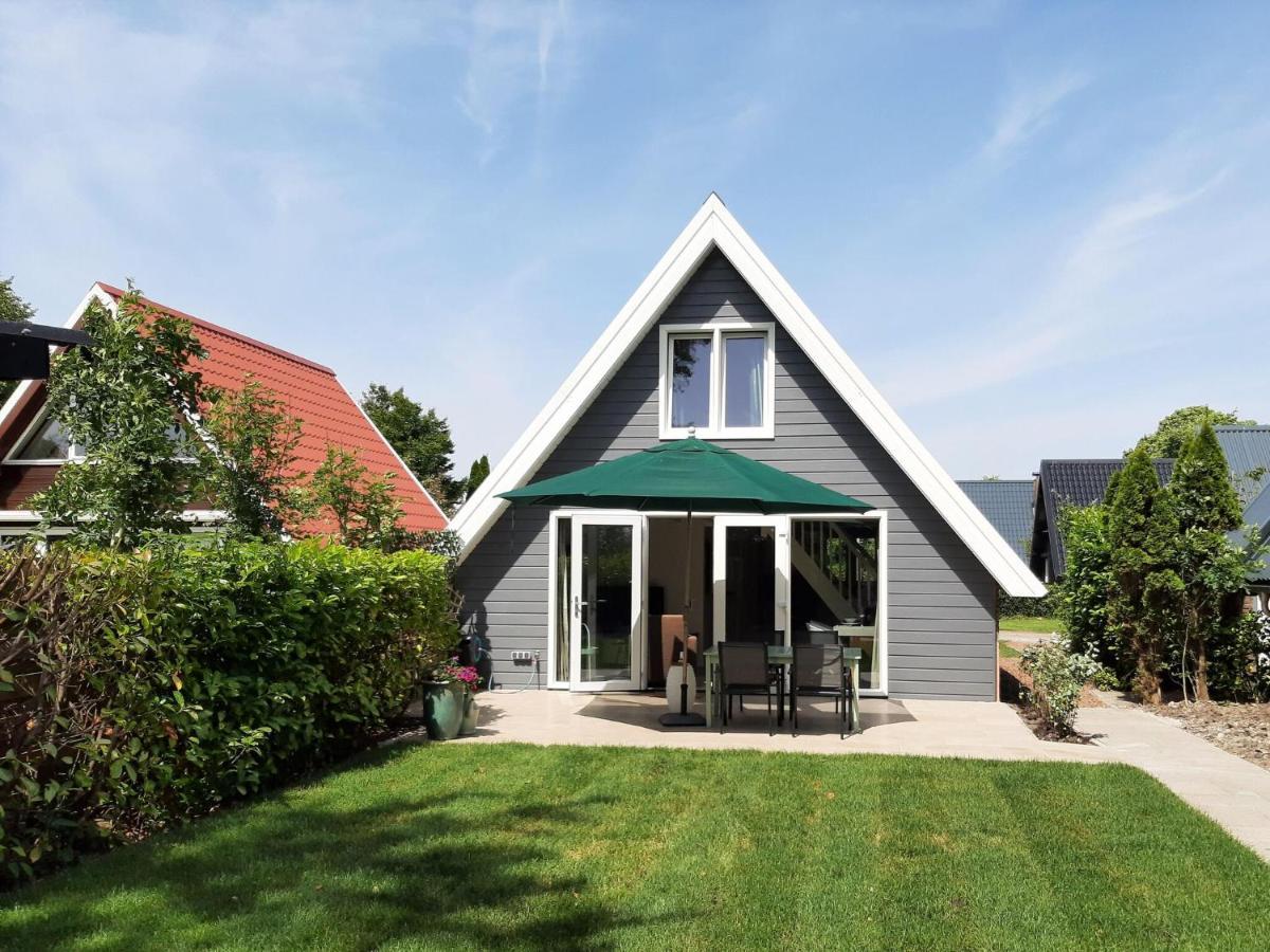 Stylish Holiday Home By The Sea Tuitjenhorn Экстерьер фото